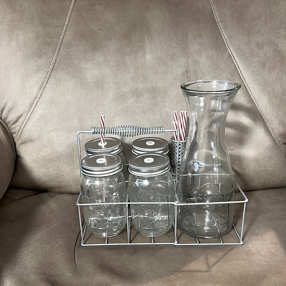 Mason Jar Set with Metal Carrier